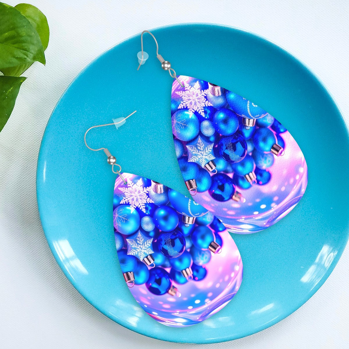 Christmas Charm Leather Teardrop Earrings - World Kryptonite