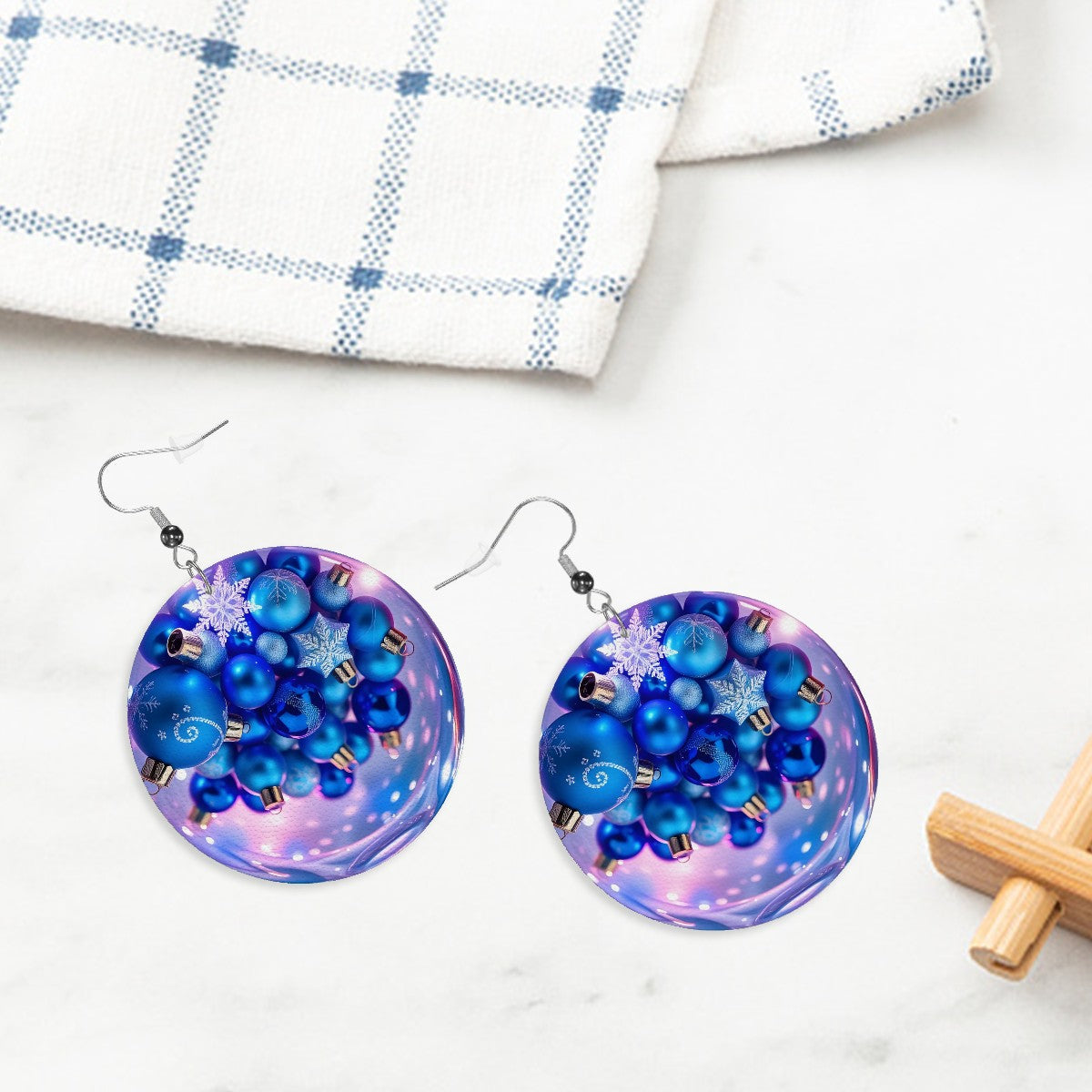 Yuletide Shine Leather Round Earrings - World Kryptonite